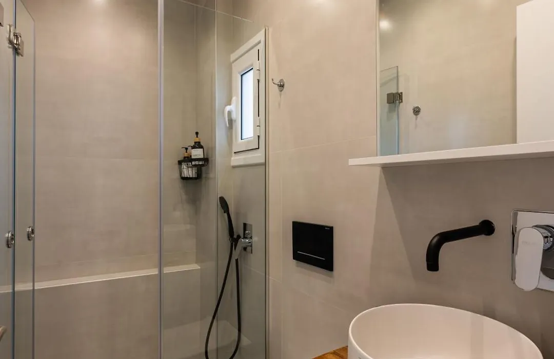 Modern studio apartment B-1