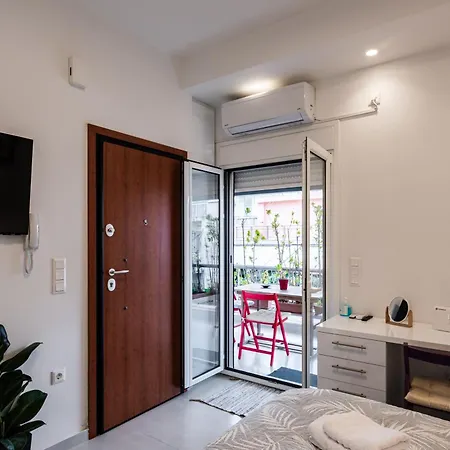 Modern Studio Apartment B-3